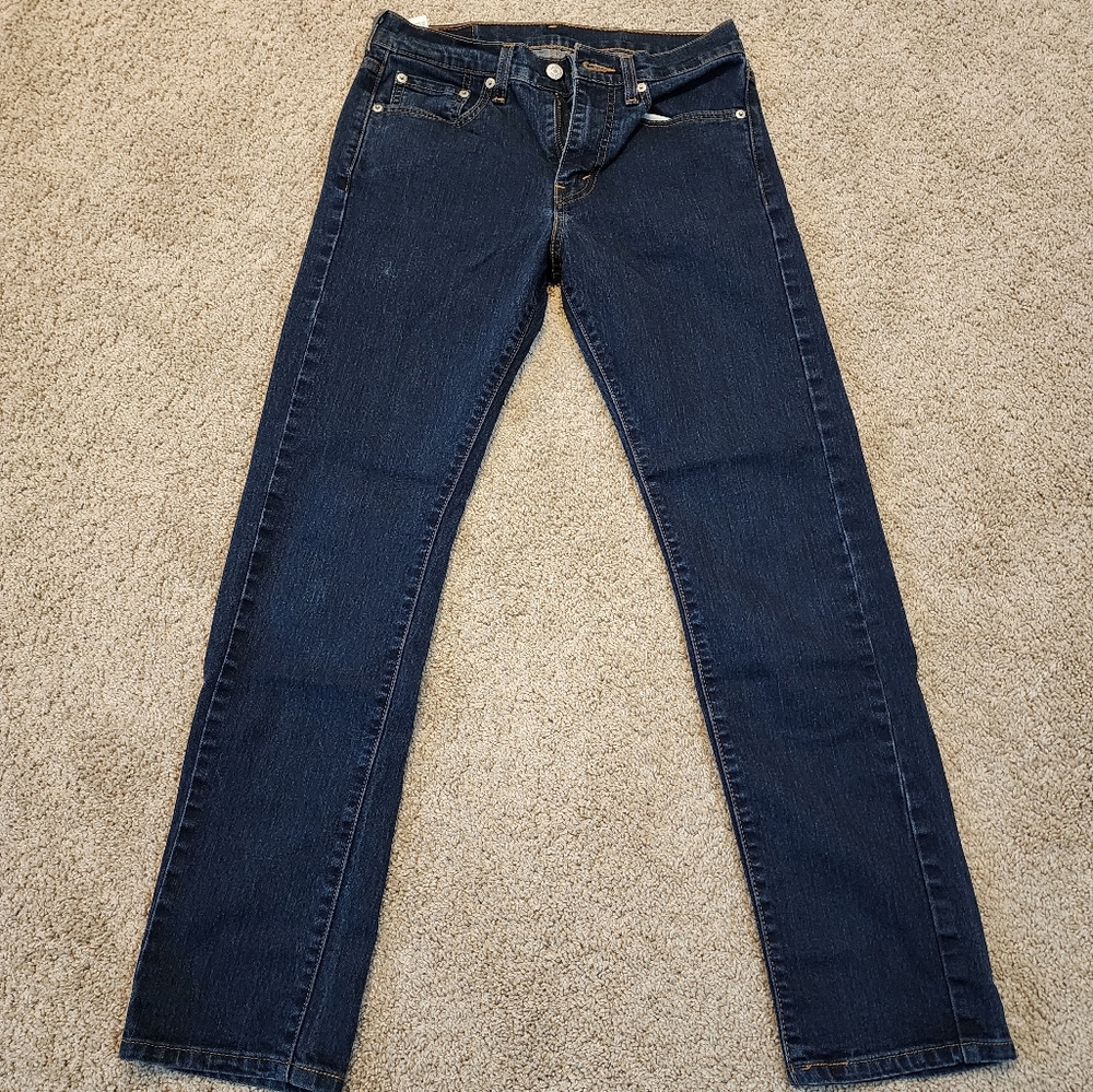 Levi's Jean's 28 x 30 Slim Straight